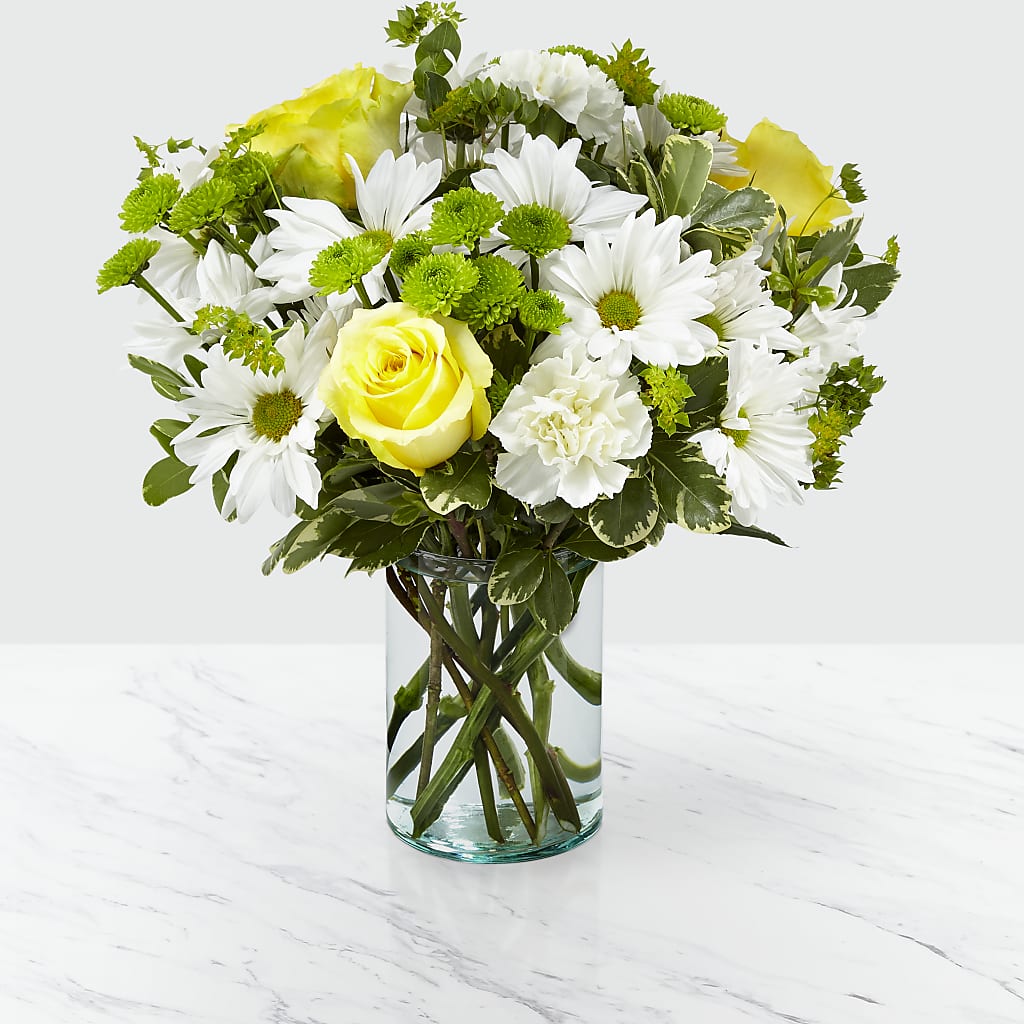 Happy Day Bouquet – Paiges Petals Floral Design, Stanton MI