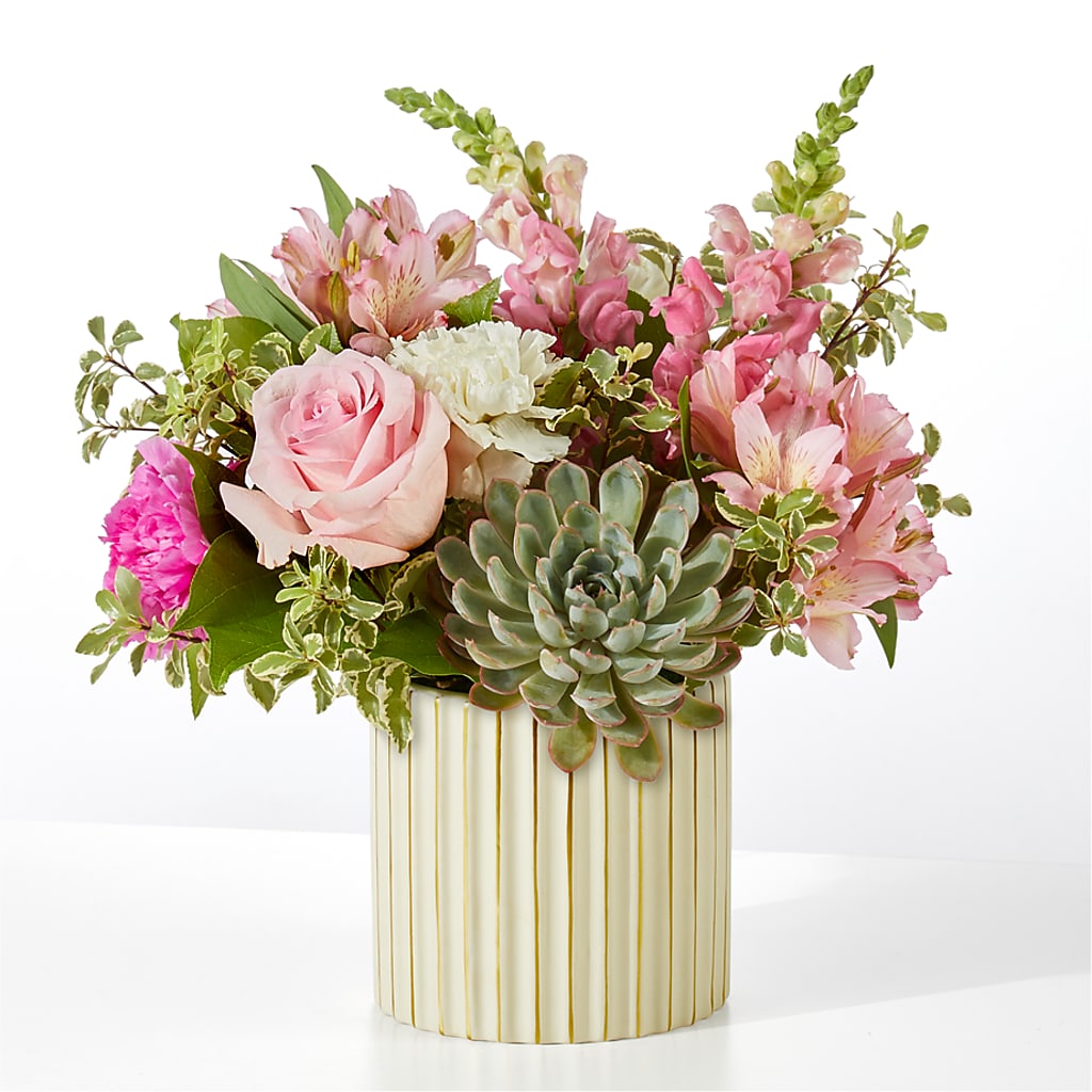 Magenta Musings Bouquet – Paiges Petals Floral Design, Stanton MI