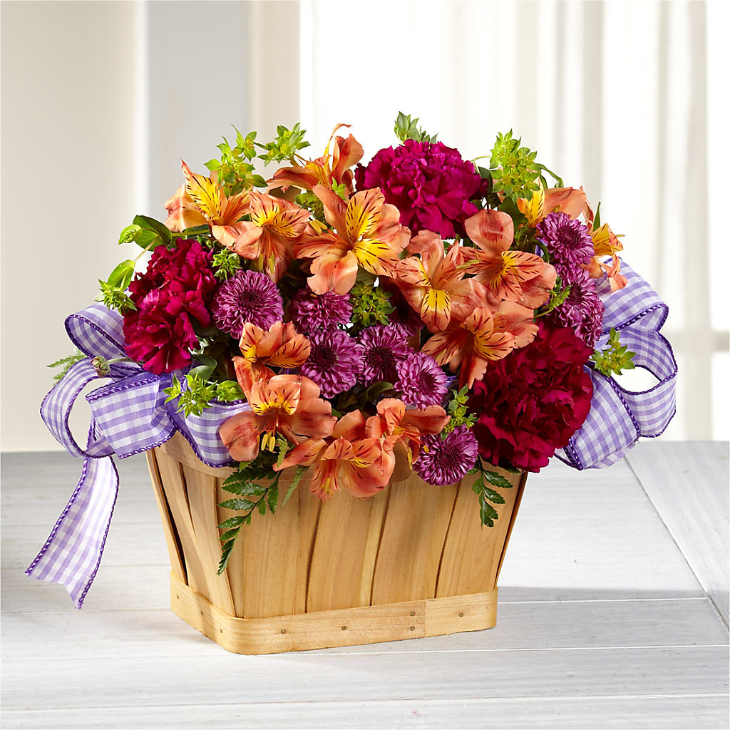 New Dream Basket – Paiges Petals Floral Design, Stanton MI