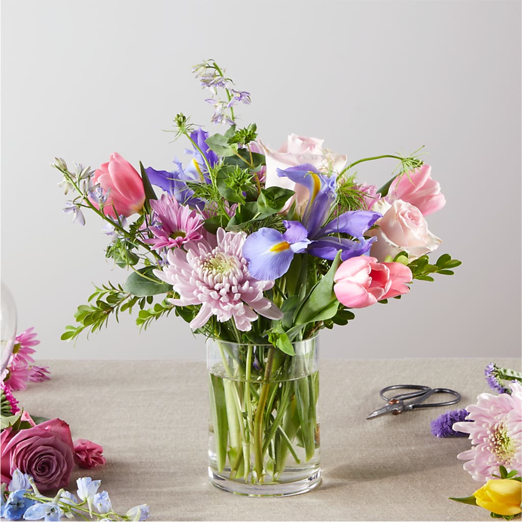 Pastel Tradition - A Florist Original – Paiges Petals Floral Design, Stanton MI