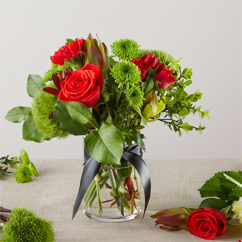 Heritage Kindle – A Florist Original – Paiges Petals Floral Design, Stanton MI