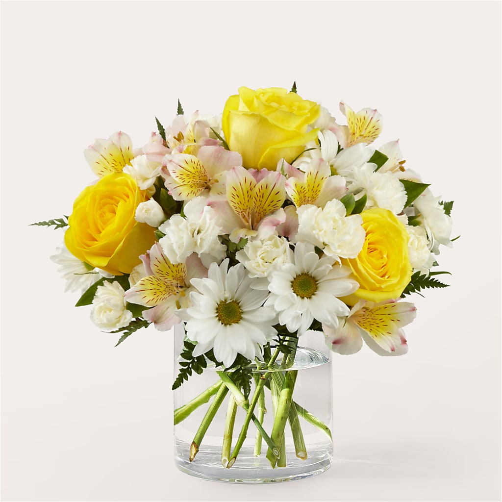 Gleeful Bouquet – Paiges Petals Floral Design, Stanton MI
