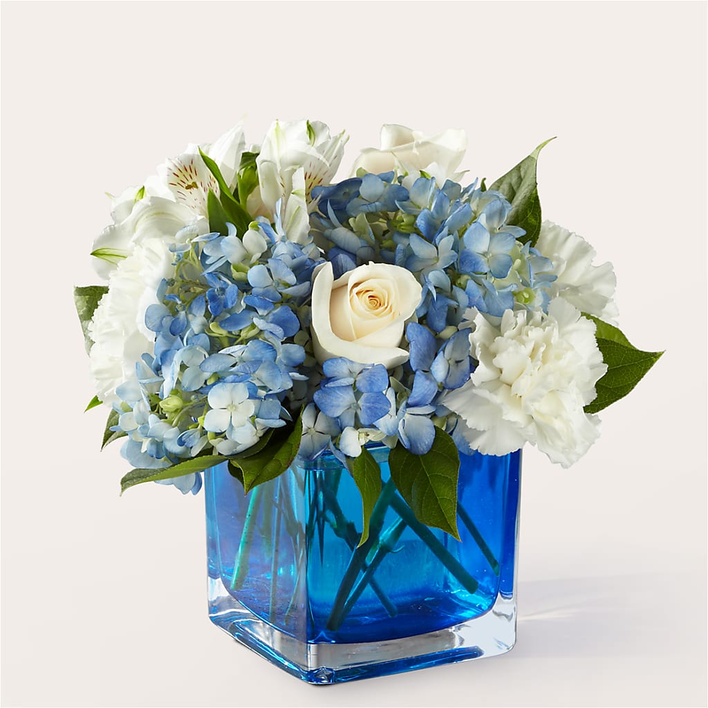 Soothing Waters Bouquet – Paiges Petals Floral Design, Stanton MI