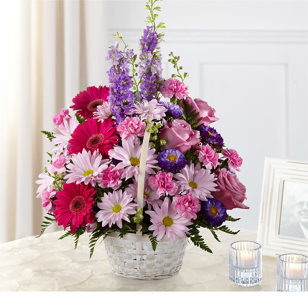 Pastel Peace Basket – Paiges Petals Floral Design, Stanton MI