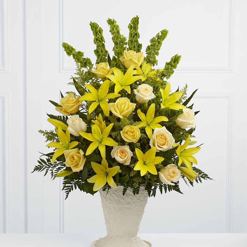 Golden Memories Arrangement – Paiges Petals Floral Design, Stanton MI