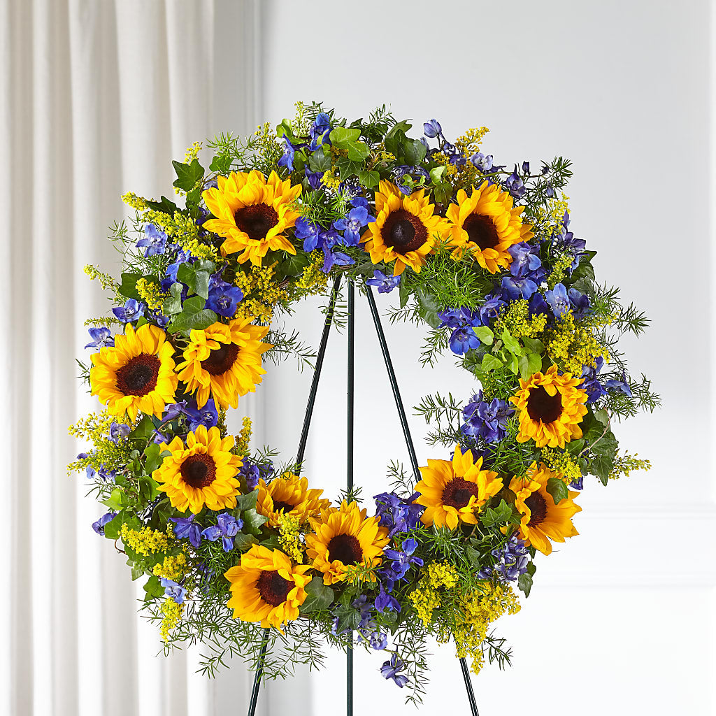 Bright Rays Wreath – Paiges Petals Floral Design, Stanton MI