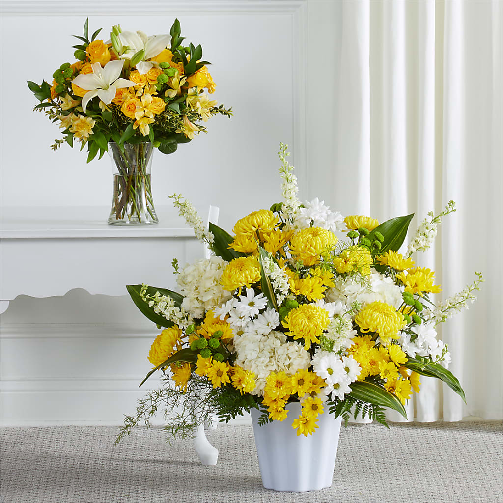 Warm Remembrance Bundles – Paiges Petals Floral Design, Stanton MI