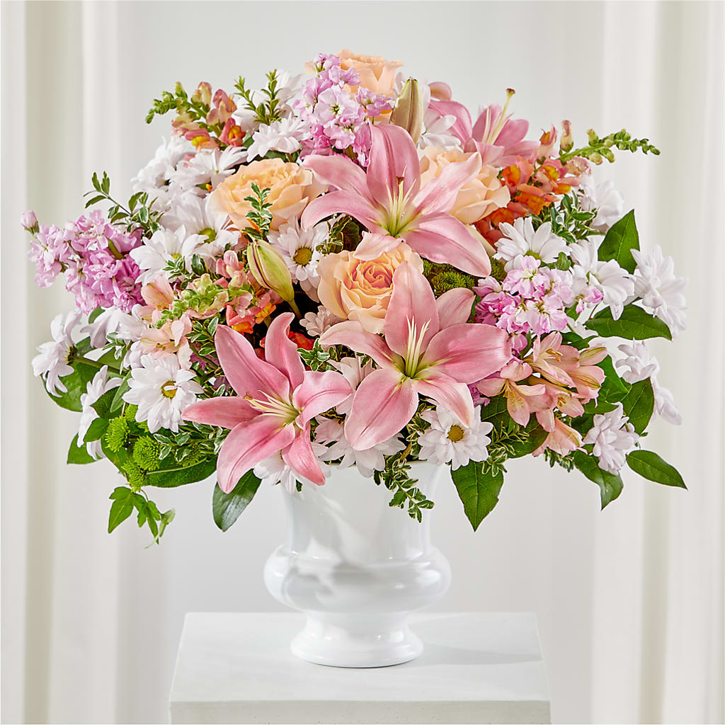 Heartfelt Gesture Urn Arrangement – Paiges Petals Floral Design, Stanton MI