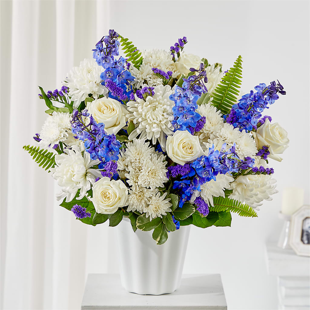 Hold Dear Tabletop Basket – Paiges Petals Floral Design, Stanton MI