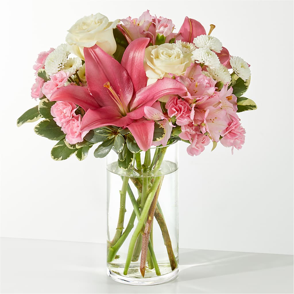 Piece of Cake Bouquet – Paiges Petals Floral Design, Stanton MI