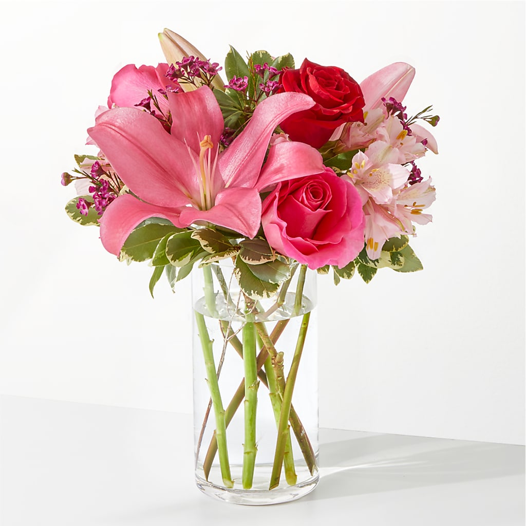 Lucky in Love Bouquet – Paiges Petals Floral Design, Stanton MI