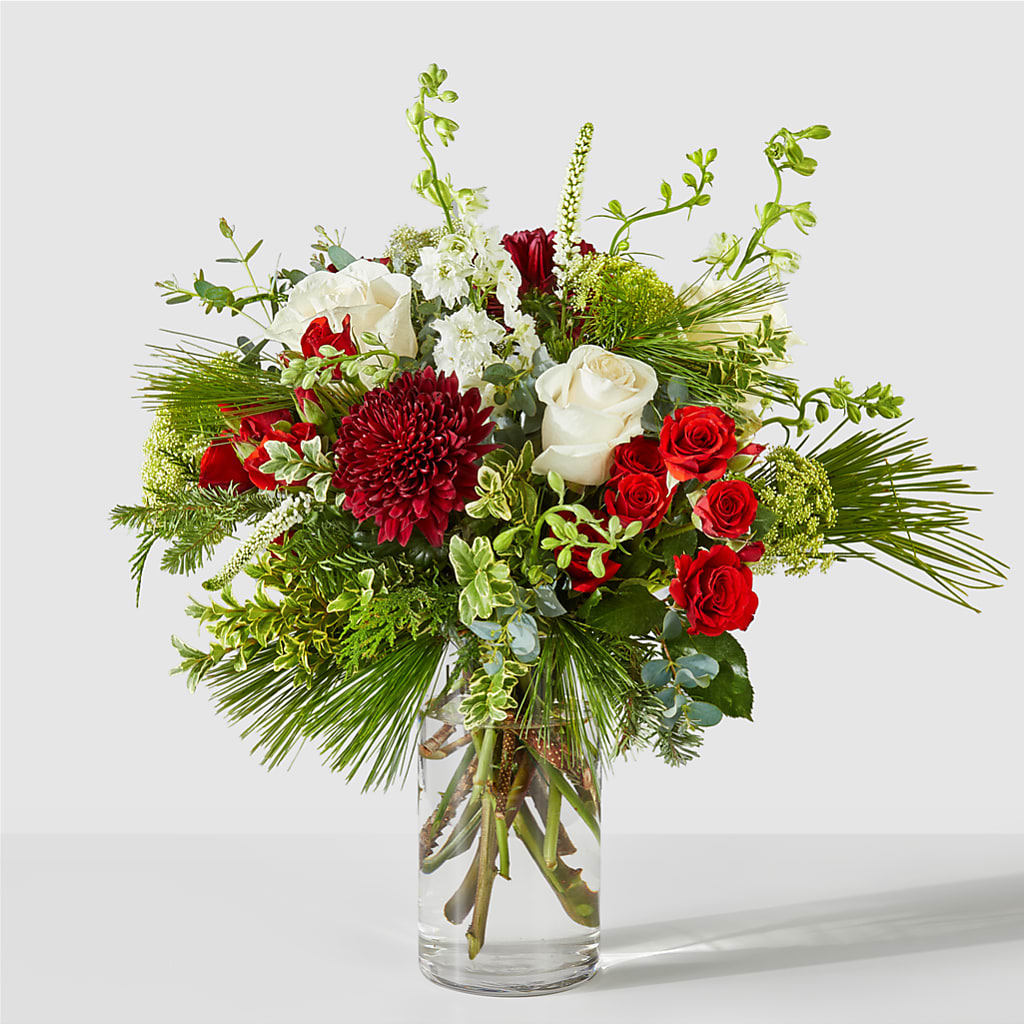 Favorite Traditions Bouquet – Paiges Petals Floral Design, Stanton MI