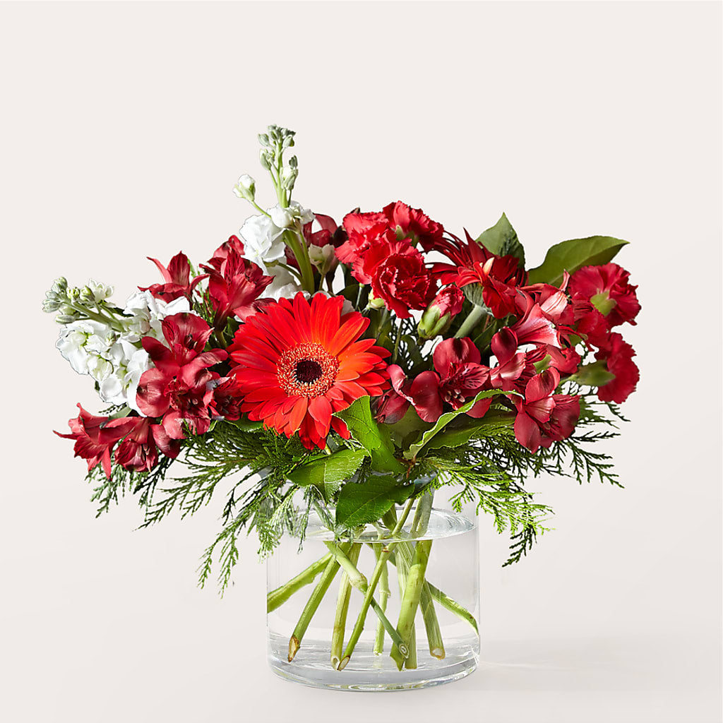 Holidaisy Bouquet – Paiges Petals Floral Design, Stanton MI