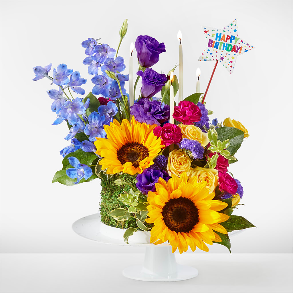 Star of the Day Floral Cake – Paiges Petals Floral Design, Stanton MI