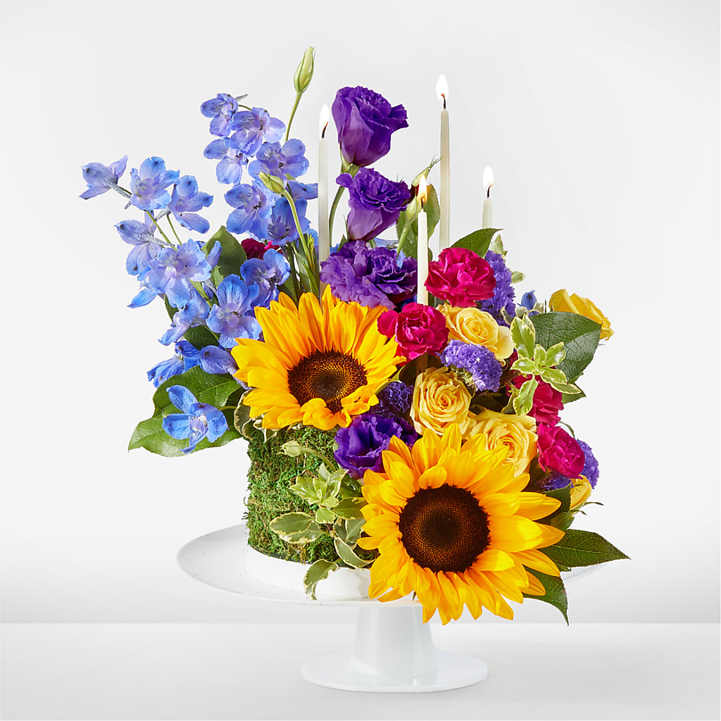 Star of the Day Floral Cake – Paiges Petals Floral Design, Stanton MI