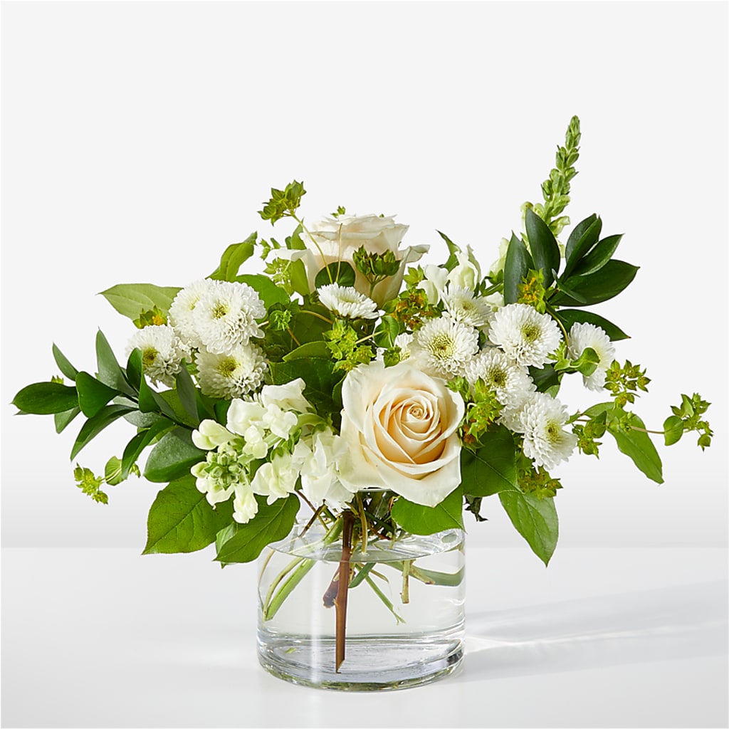 Hint of Vanilla Bouquet – Paiges Petals Floral Design, Stanton MI