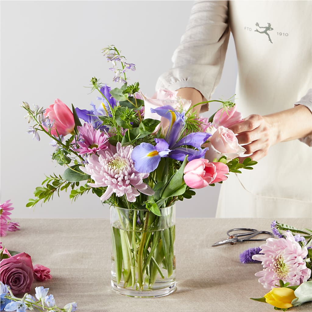 Pastel Tradition - A Florist Original –  Paiges Petals Floral Design, Stanton MI