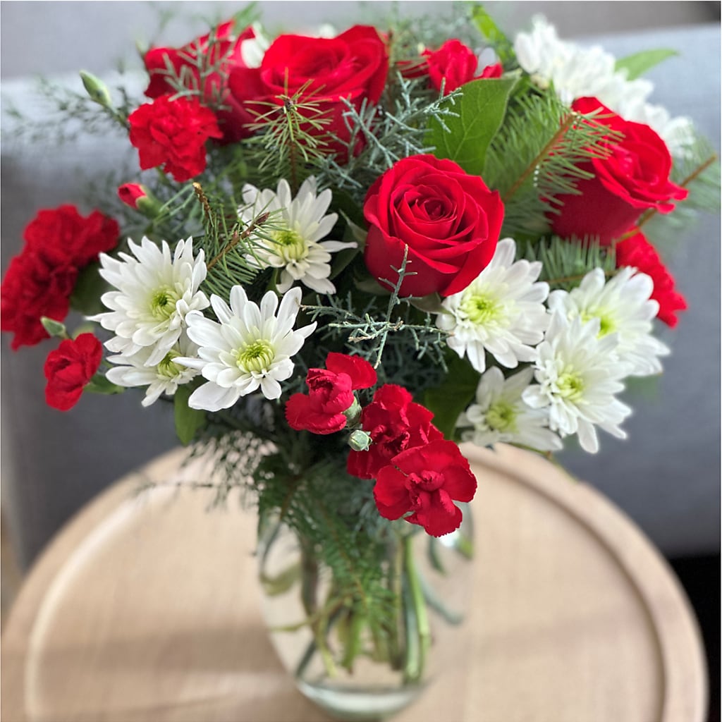 Seasonal Magic Bouquet –  Paiges Petals Floral Design, Stanton MI