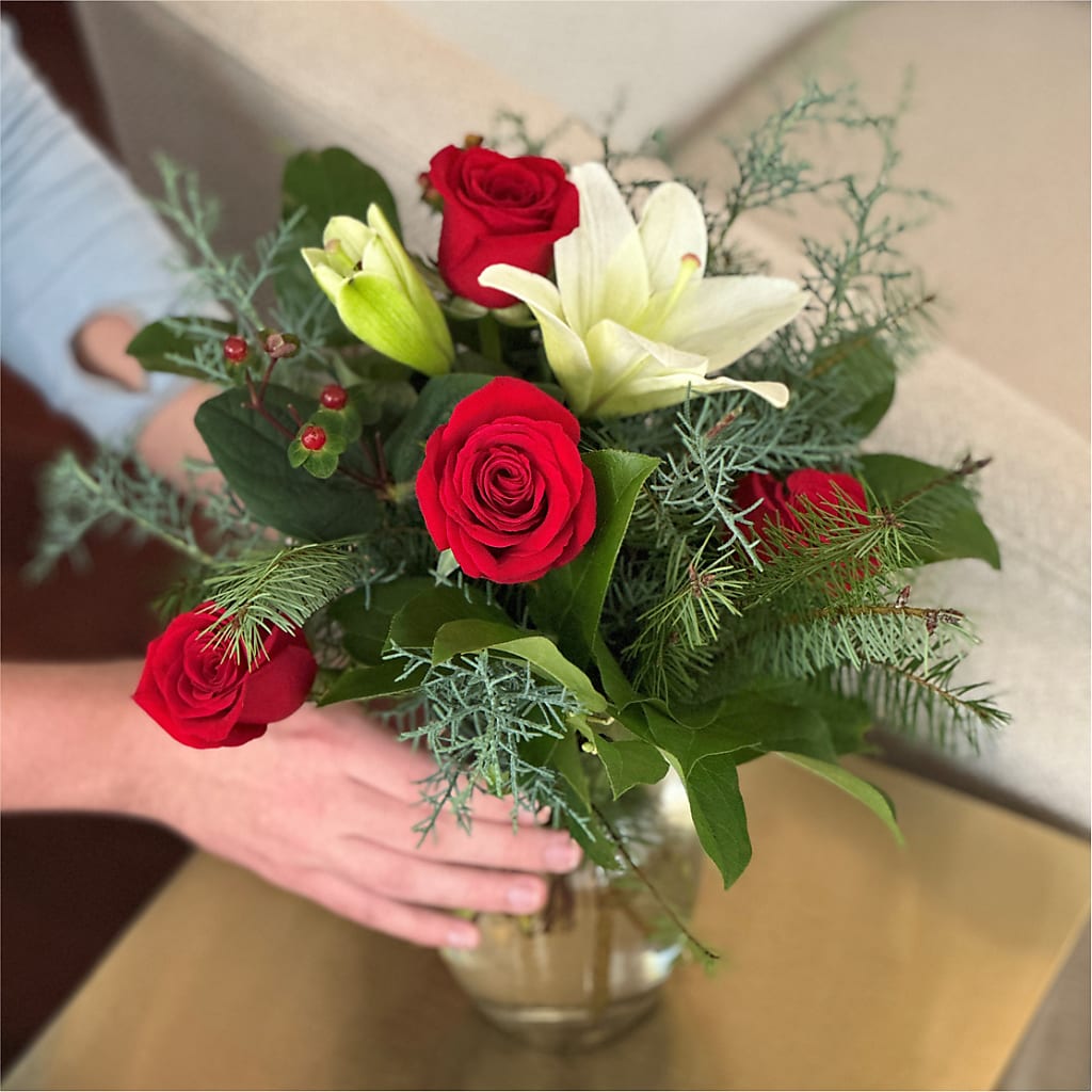Glittering Lights Bouquet –  Paiges Petals Floral Design, Stanton MI
