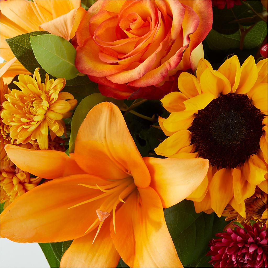 Grateful Centerpiece –  Paiges Petals Floral Design, Stanton MI