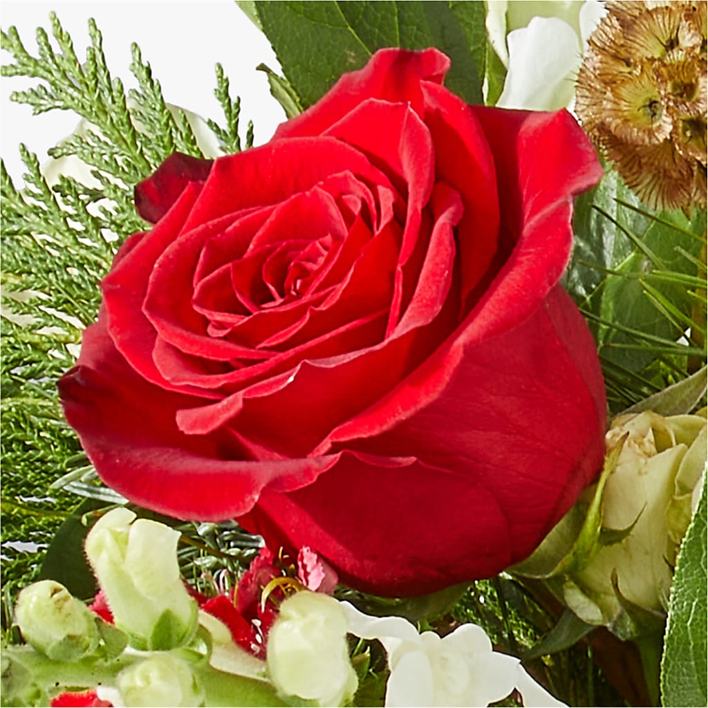 Deck the Halls Bouquet –  Paiges Petals Floral Design, Stanton MI