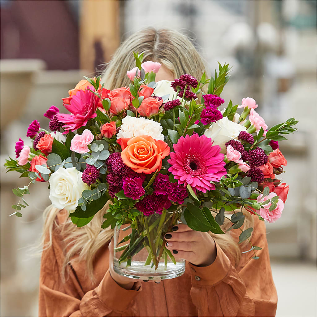 Smell the Roses Bouquet –  Paiges Petals Floral Design, Stanton MI