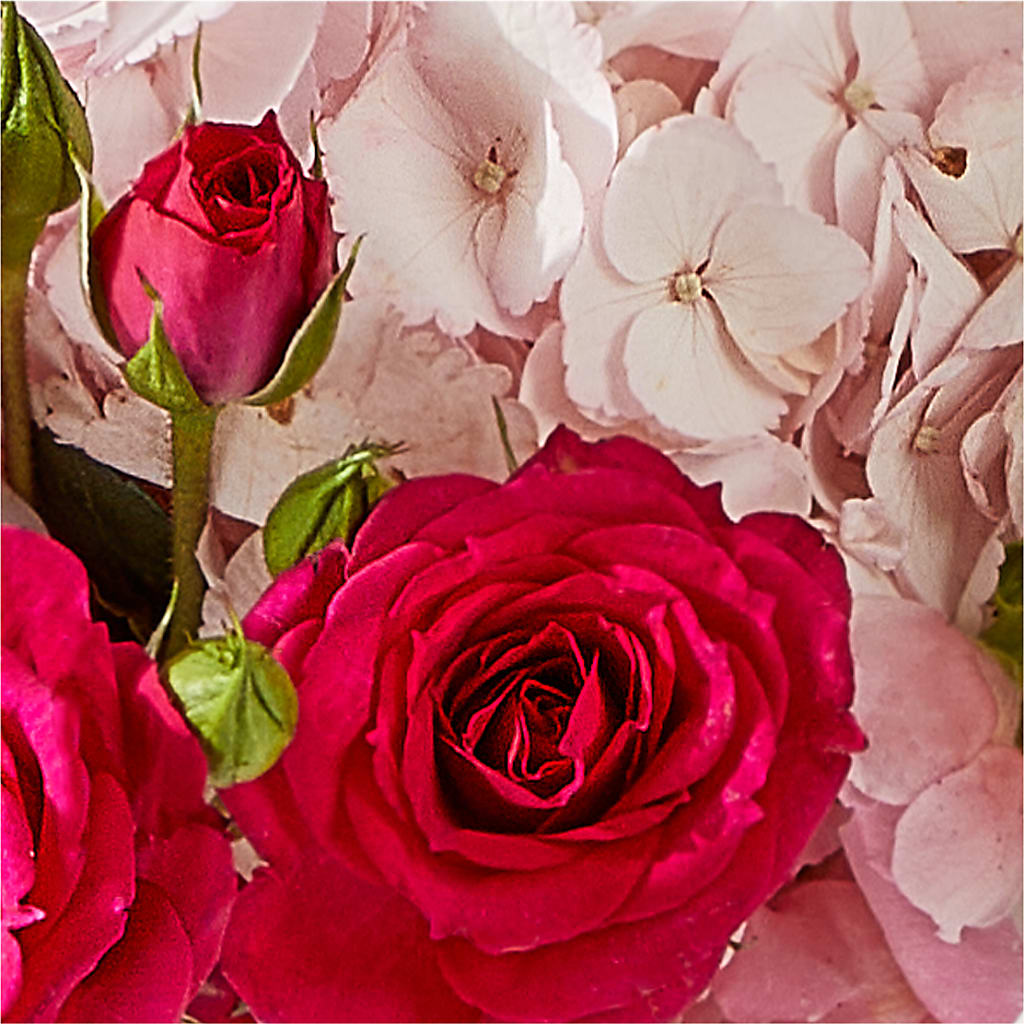 Glitz & Glam Bouquet –  Paiges Petals Floral Design, Stanton MI