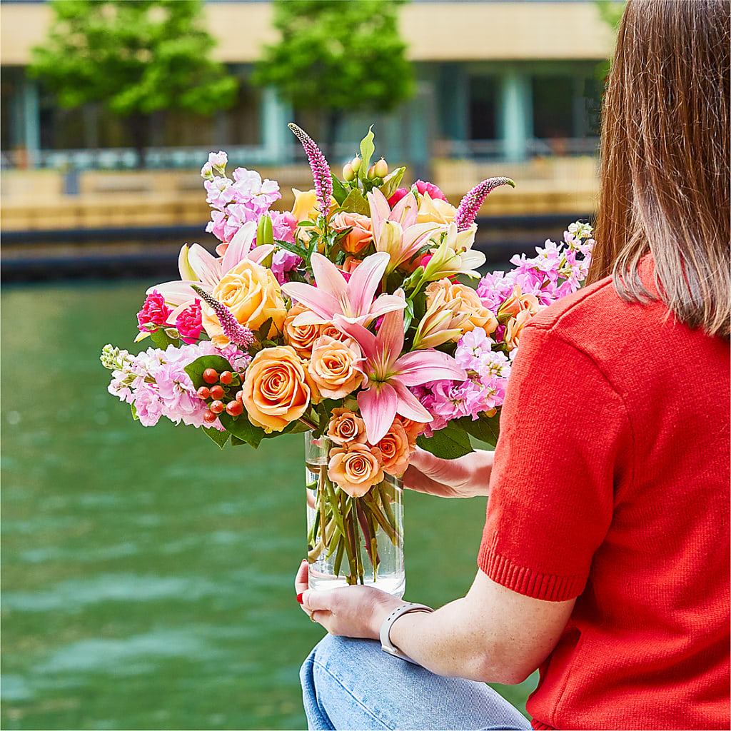 Bisous Bouquet –  Paiges Petals Floral Design, Stanton MI